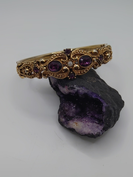 Avon Jewelry - Avon Queensbury Victorian Revival Bracelet 1974